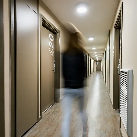 Ténéo Apparthôtel Maritime - Cité Du Vin 2* Bordeaux