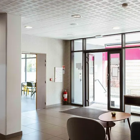 Teneo Maritime - Cite Du Vin 2*