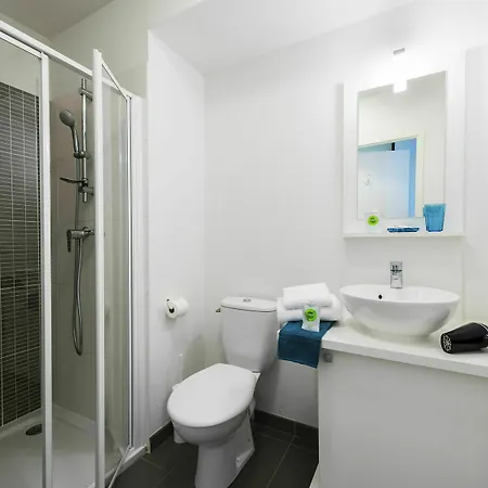 Teneo Maritime - Cite Du Vin Aparthotel 2*