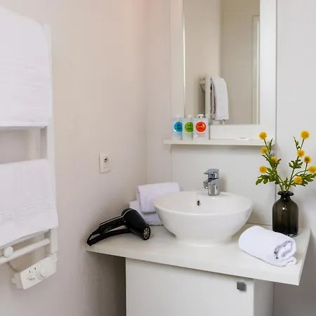 Ténéo Apparthôtel Maritime - Cité Du Vin 2*