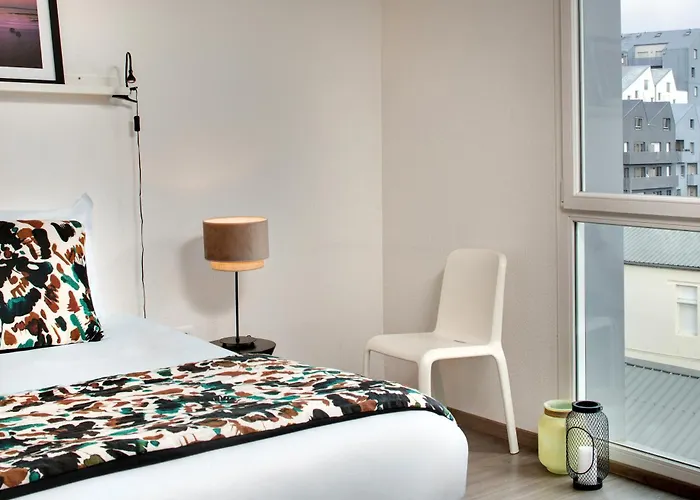 Teneo Maritime - Cite Du Vin 2* Bordeaux