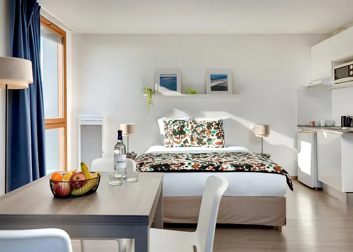 Hotel apartamentowy Teneo Maritime - Cite Du Vin