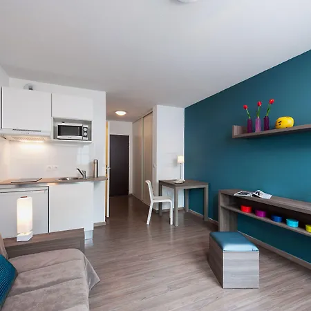 Teneo Maritime - Cite Du Vin 2* Bordeaux