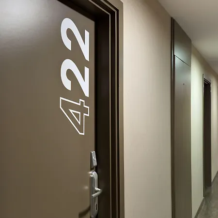 Teneo Maritime - Cite Du Vin Aparthotel