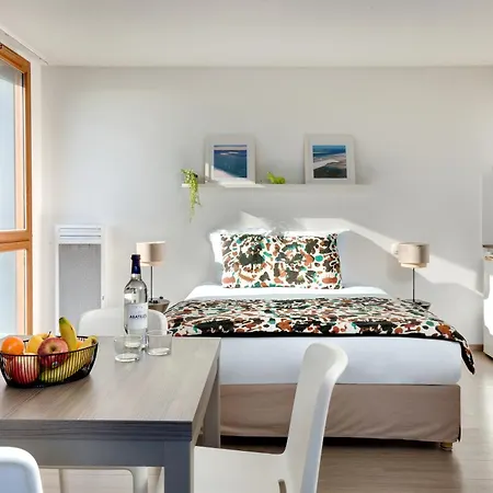 Aparthotel Teneo Maritime - Cite Du Vin