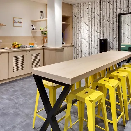 Aparthotel Teneo Maritime - Cite Du Vin