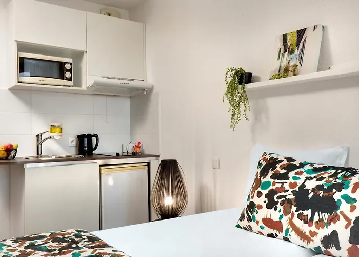 Aparthotel Teneo Maritime - Cite Du Vin