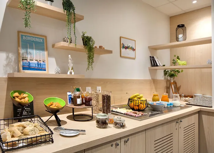 Aparthotel Teneo Maritime - Cite Du Vin Bordeaux