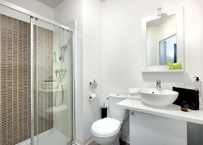 Aparthotel Teneo Maritime - Cite Du Vin